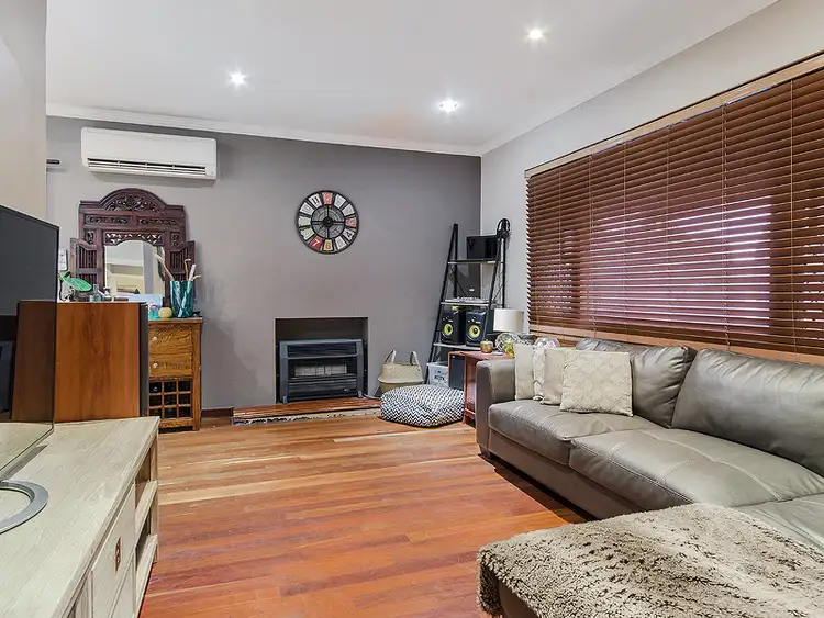 Second view of Homely house listing, 6 Leisure Way, Safety Bay WA 6169