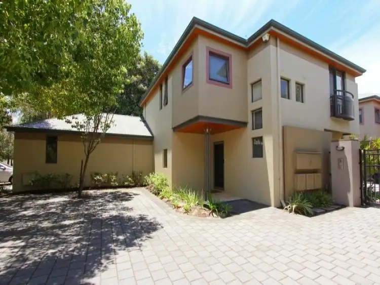 1/64 Labouchere Road, South Perth WA 6151