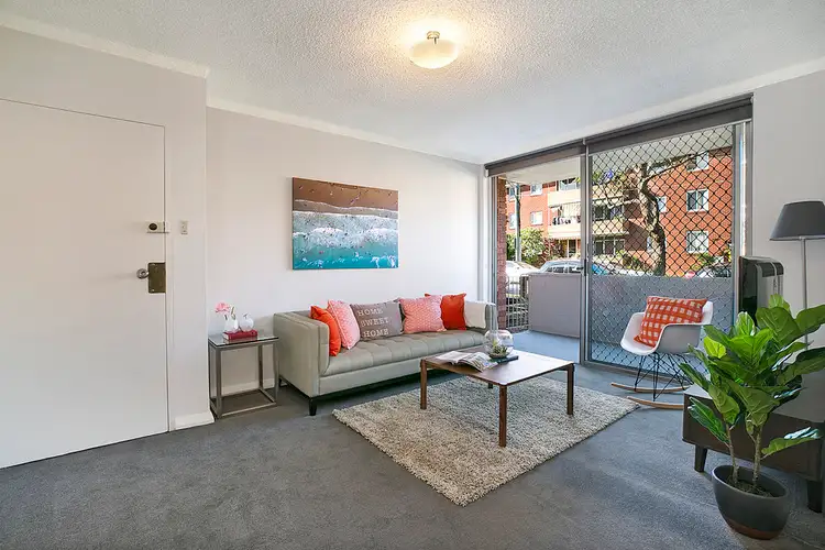 1/4 Grace Campbell Crescent, Hillsdale NSW 2036