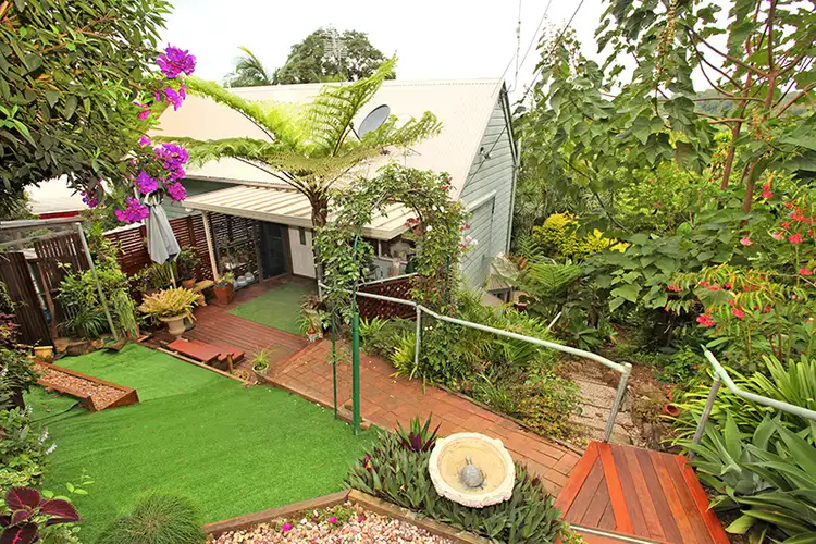 Second view of Homely house listing, 6 Maple Avenue, Mapleton QLD 4560