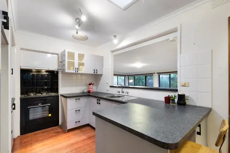 Fourth view of Homely house listing, 8 Bimbadeen Court, Bayswater VIC 3153