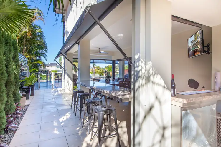 Fifth view of Homely house listing, 2 Kookaburra Court, Sorrento QLD 4217