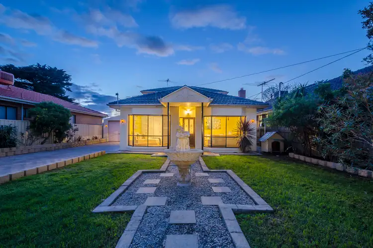 3 Hatherley Grove, Altona North VIC 3025