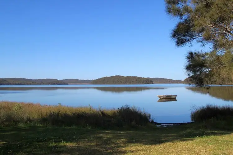 1 Tudor Avenue, Tarbuck Bay NSW 2428