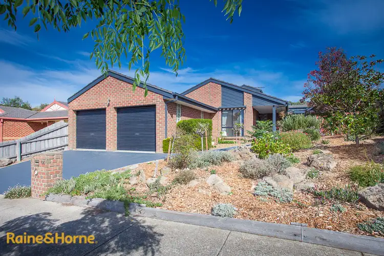 105 Stewarts Lane, Sunbury VIC 3429