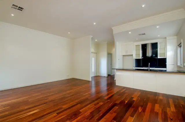 Fifth view of Homely house listing, 4/17 Shepherdson Road, Mount Gambier SA 5290
