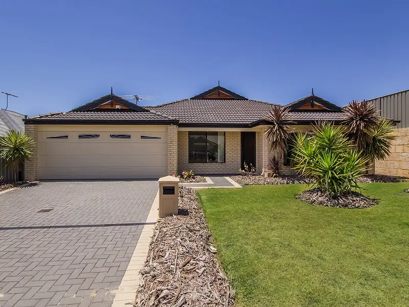 Main view of Homely house listing, 4 Milverton Loop, Leda WA 6170