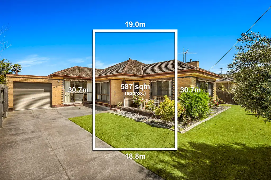 Main view of Homely house listing, 18 Collocott Street, Mordialloc VIC 3195