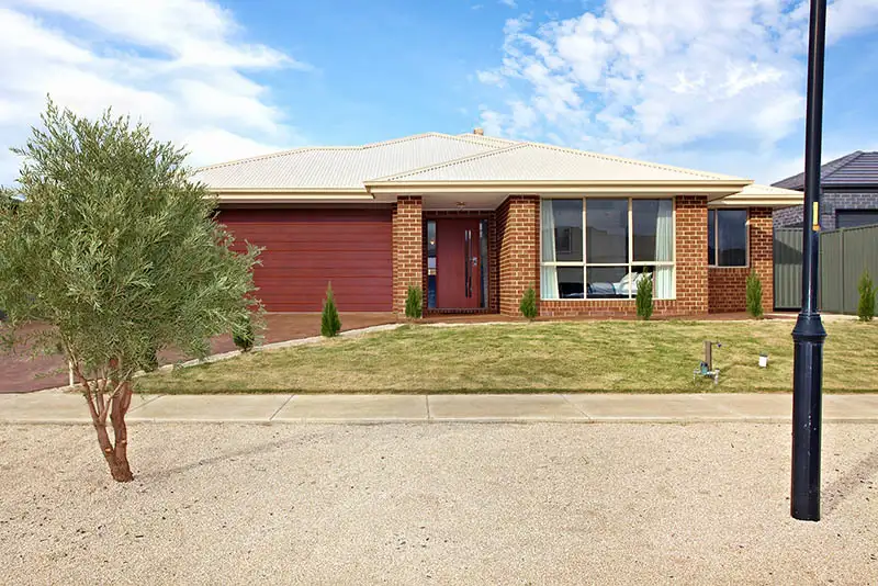 Main view of Homely house listing, 39 Nankeen Avenue, Lara VIC 3212