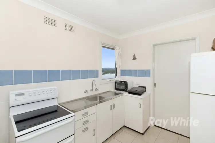 Fourth view of Homely house listing, 18 Yanco Crescent, Toronto NSW 2283