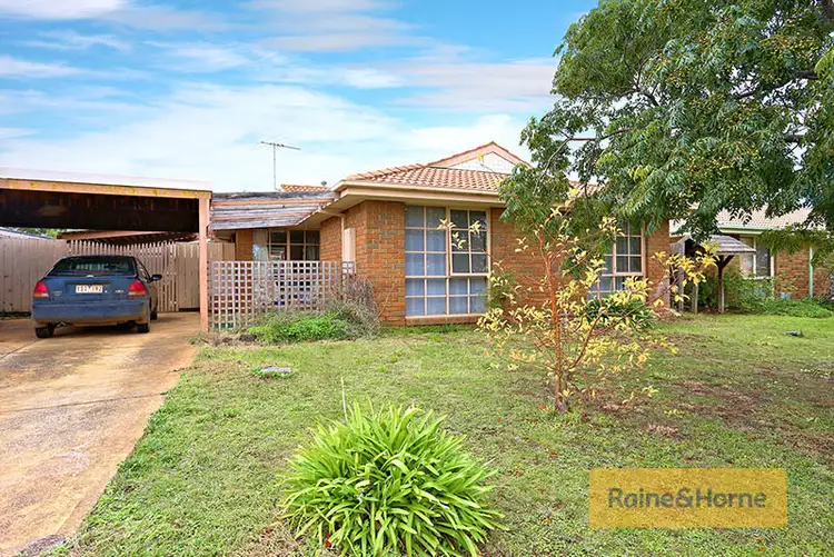 18 Paul Court, Melton West VIC 3337