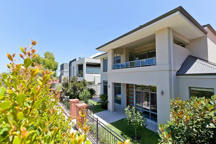 5 Dorset Cove, Mount Claremont WA 6010