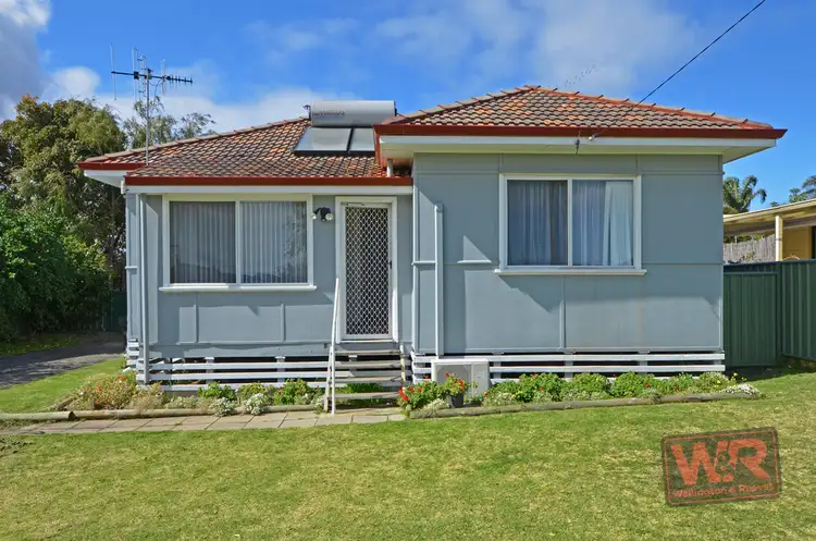 10 Wansbrough Street, Spencer Park WA 6330