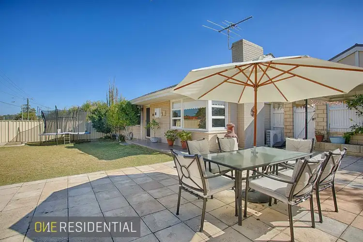 137 Kitchener Road, Alfred Cove WA 6154