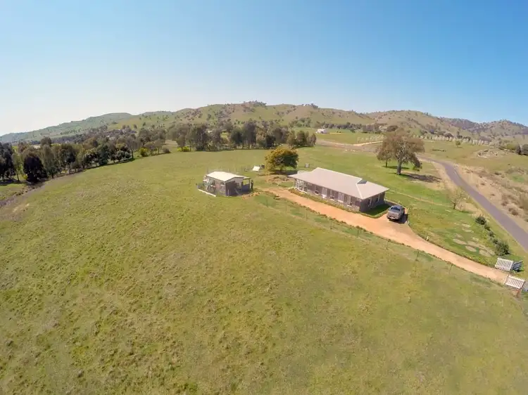 80 Happy Valley Road, Gundagai NSW 2722