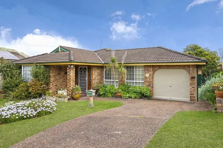 3 Lamont Close, Green Point NSW 2251