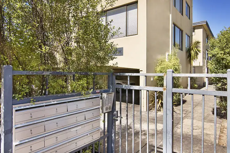 Fourth view of Homely apartment listing, 3/129 Hyde Street, Yarraville VIC 3013
