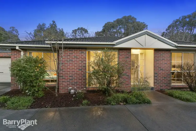 2/3 Morris Road, Croydon VIC 3136