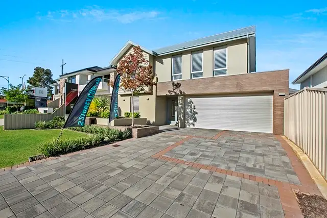 5 Cygnus Parade, Waterford WA 6152
