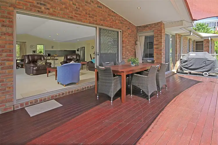 2 Sanctuary Place, Batemans Bay NSW 2536