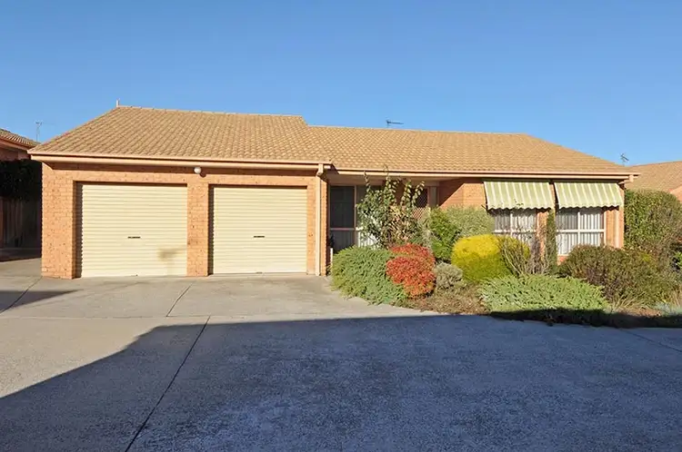 Main view of Homely townhouse listing, 11/12 Kenyon Circuit, Monash ACT 2904
