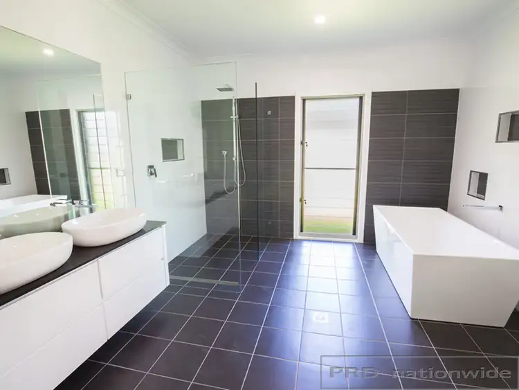 Sixth view of Homely house listing, 4 Austral Close, Ashtonfield NSW 2323