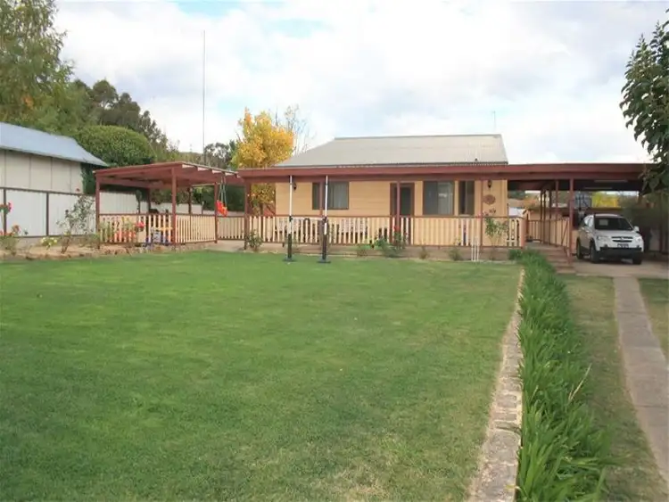 10 SHORT LANE, Cooma NSW 2630