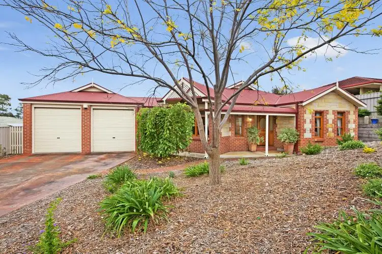 5 Horseshoe Drive, Woodcroft SA 5162