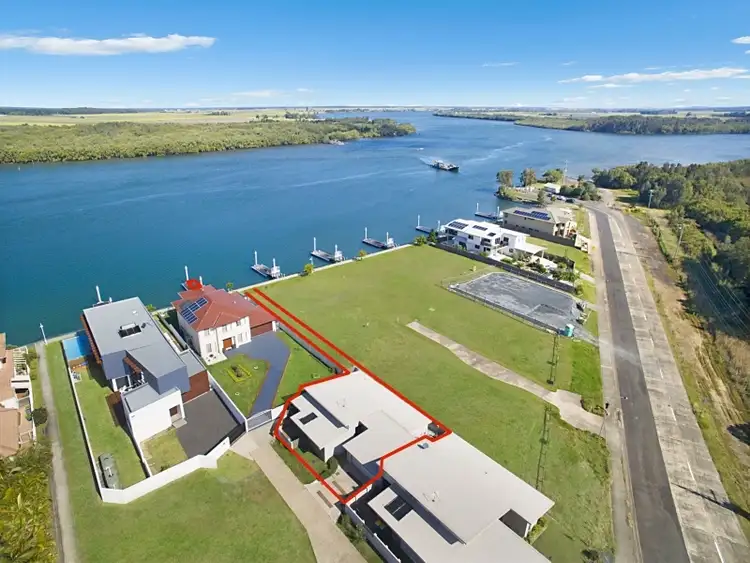 2 @ 81 Burns Point Ferry Road, Ballina NSW 2478