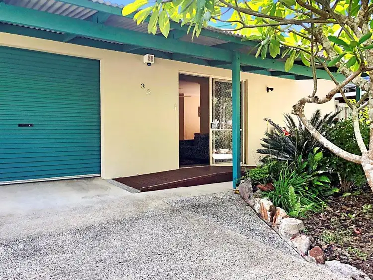 32 Pines Avenue, Cooroibah QLD 4565