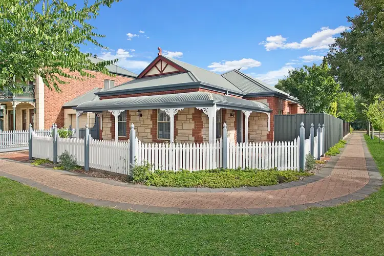 3 Elder Circuit, Mawson Lakes SA 5095