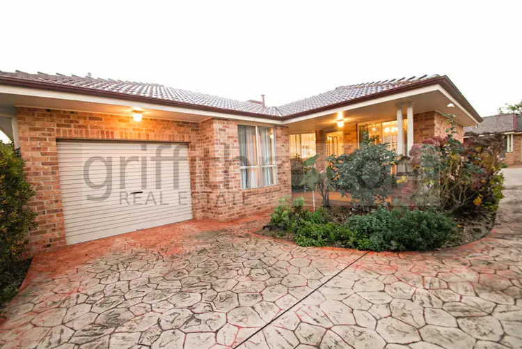 2/11 Hillston Street, Griffith NSW 2680