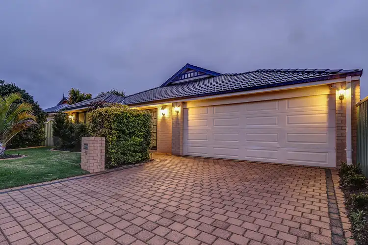 16 Upwood Circle, High Wycombe WA 6057