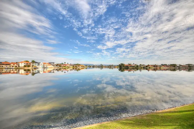 Unit @ 45 Duet Drive, Mermaid Waters QLD 4218