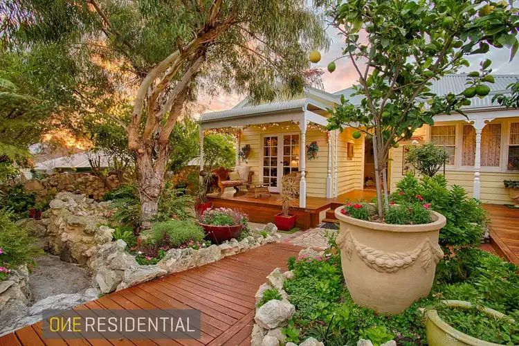 49 Solomon Street, Palmyra WA 6157