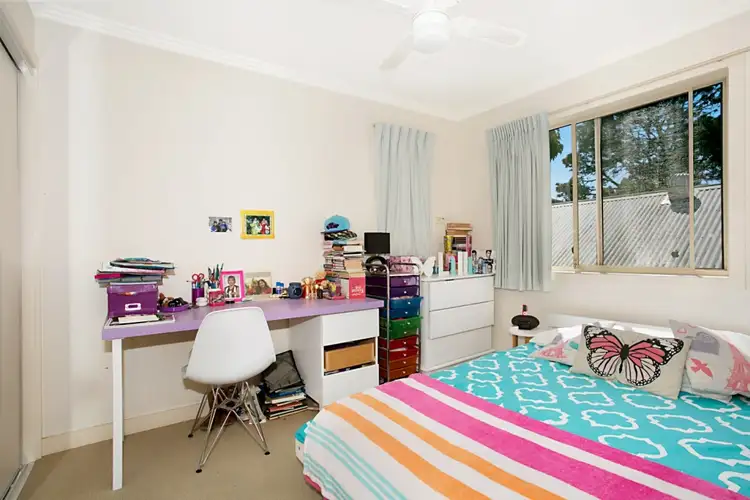 Sixth view of Homely semi-detached listing, 2/18 Redondo Avenue, Miami QLD 4220