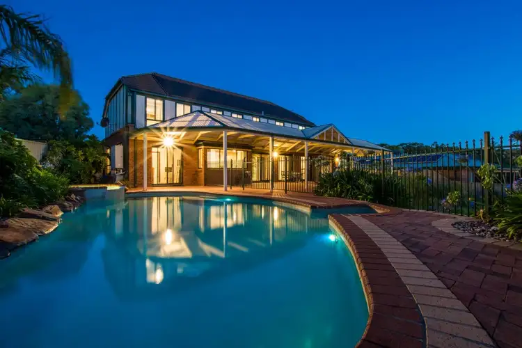 14 Shetland Street, Woodcroft SA 5162