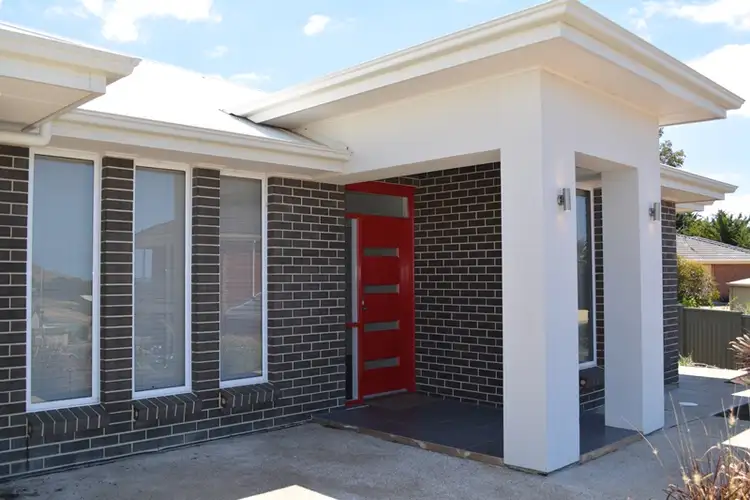 Second view of Homely house listing, 5 Woodard Court, Encounter Bay SA 5211