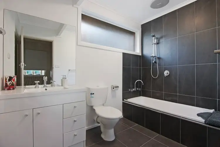 Sixth view of Homely house listing, 3 Moyna Drive, Spring Gully VIC 3550