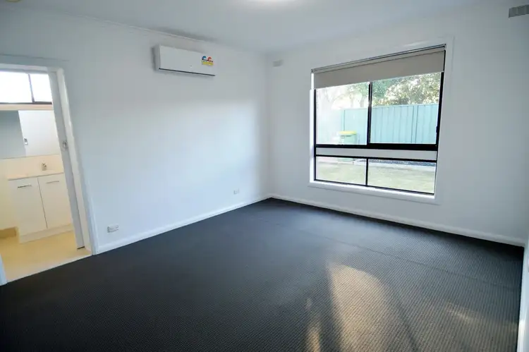 Sixth view of Homely house listing, 8 Evans Court, Echuca VIC 3564