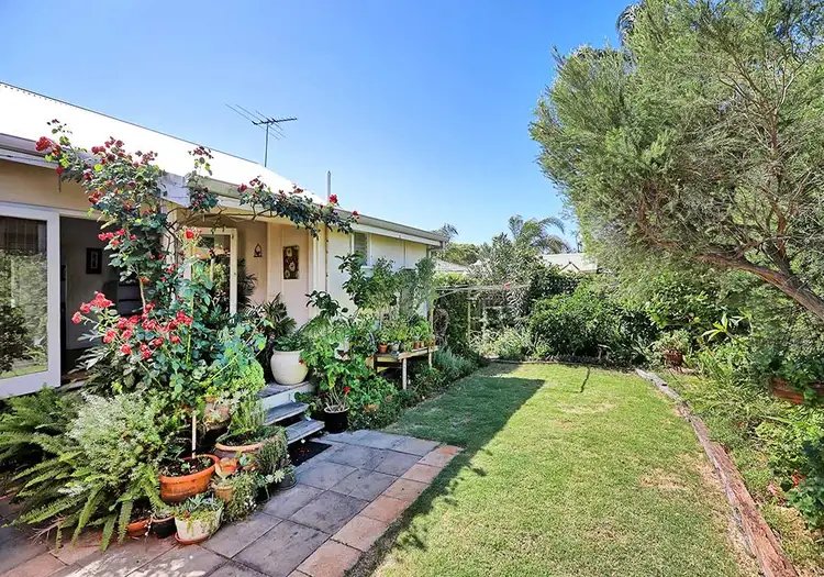 Seventh view of Homely house listing, 22 Grigg Place, Hilton WA 6163