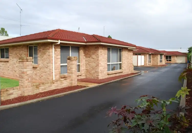 Second view of Homely house listing, 2 / 20 Mark Street, Mount Gambier SA 5290