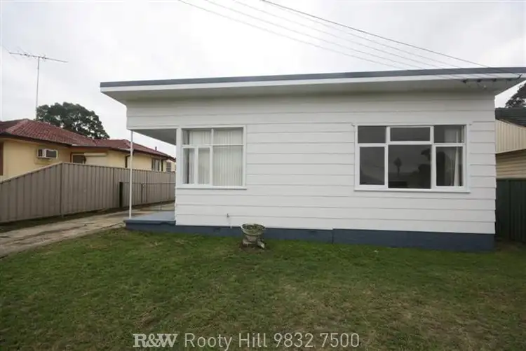 153 Carpenter Street