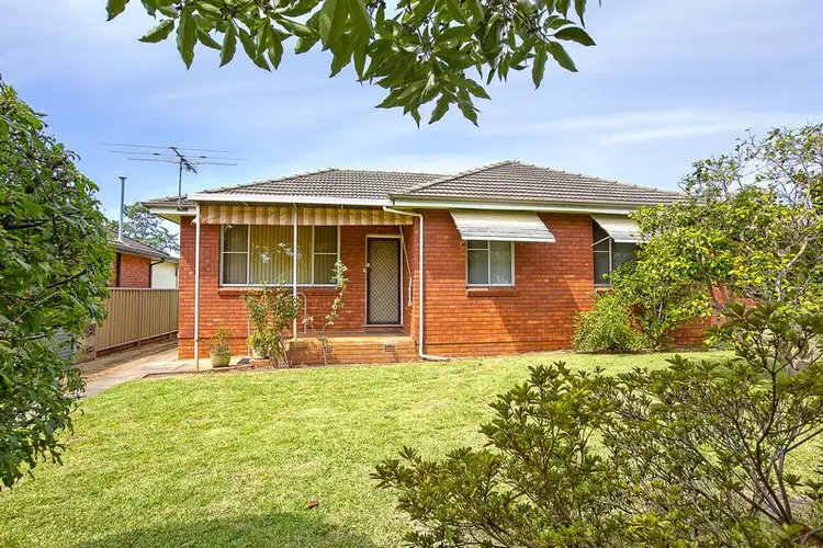 Sixth view of Homely house listing, 3 Epping Close, Cambridge Park NSW 2747