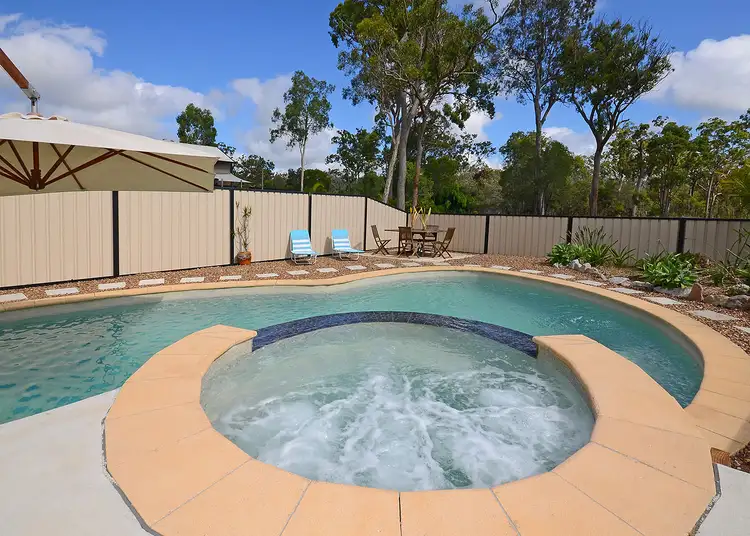 6 Dreamtime Ave, Burrum Heads QLD 4659