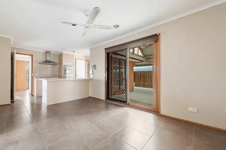 Fifth view of Homely house listing, 9 Pines Way, Craigieburn VIC 3064