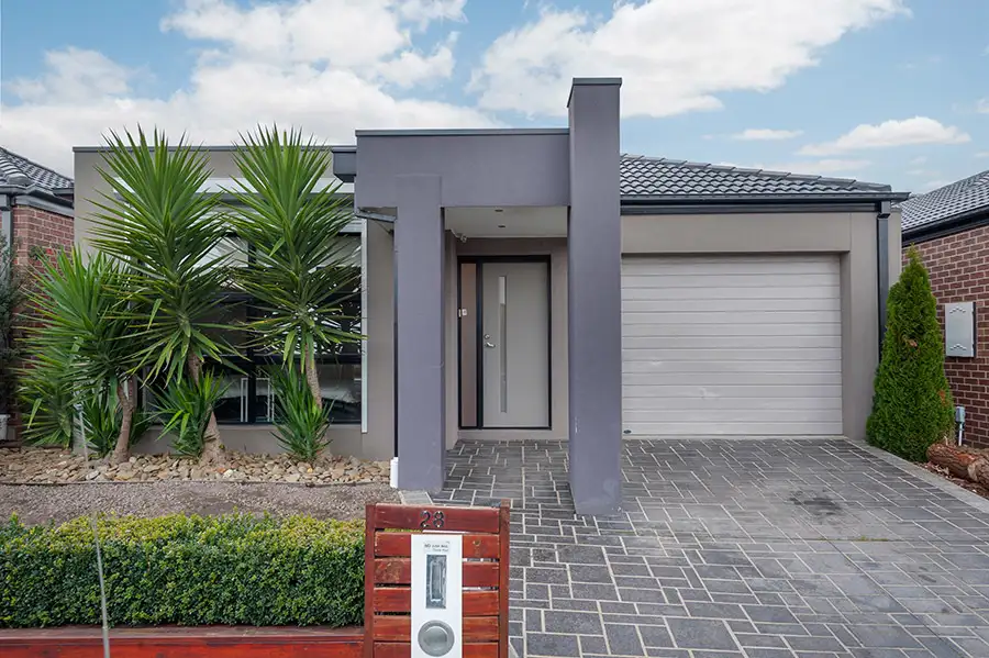 Main view of Homely house listing, 28 Brickwood Circuit, Craigieburn VIC 3064