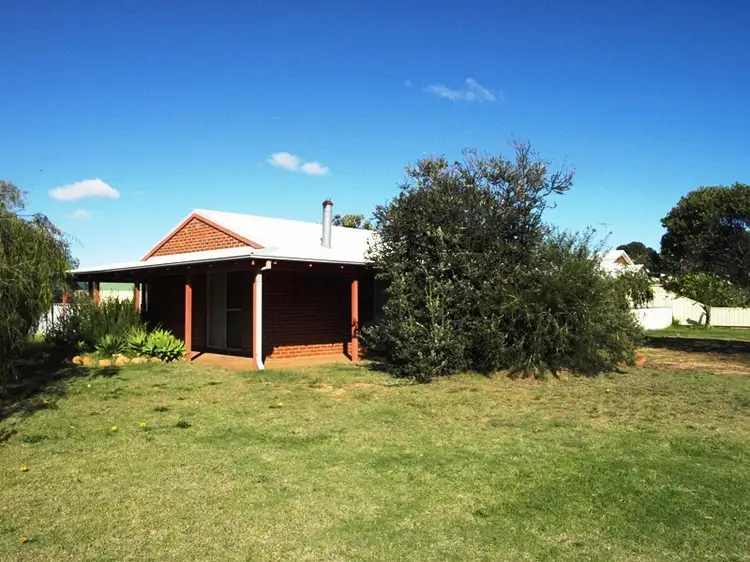 2 Grevillea Cove, Dunsborough WA 6281