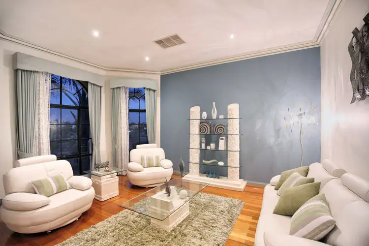 Fifth view of Homely house listing, 6 Sainsbury Court, Greenvale VIC 3059