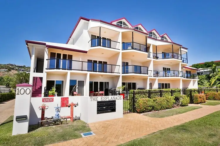 9/100 The Esplanade, Belgian Gardens QLD 4810